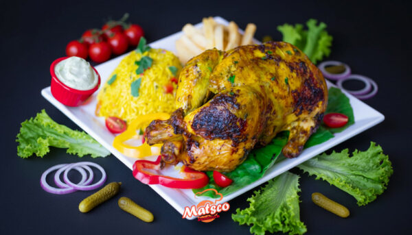 Un Poulet Complet Rôti