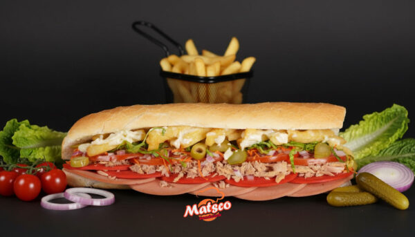 Sandwich Thon-Cachir-Mortadella